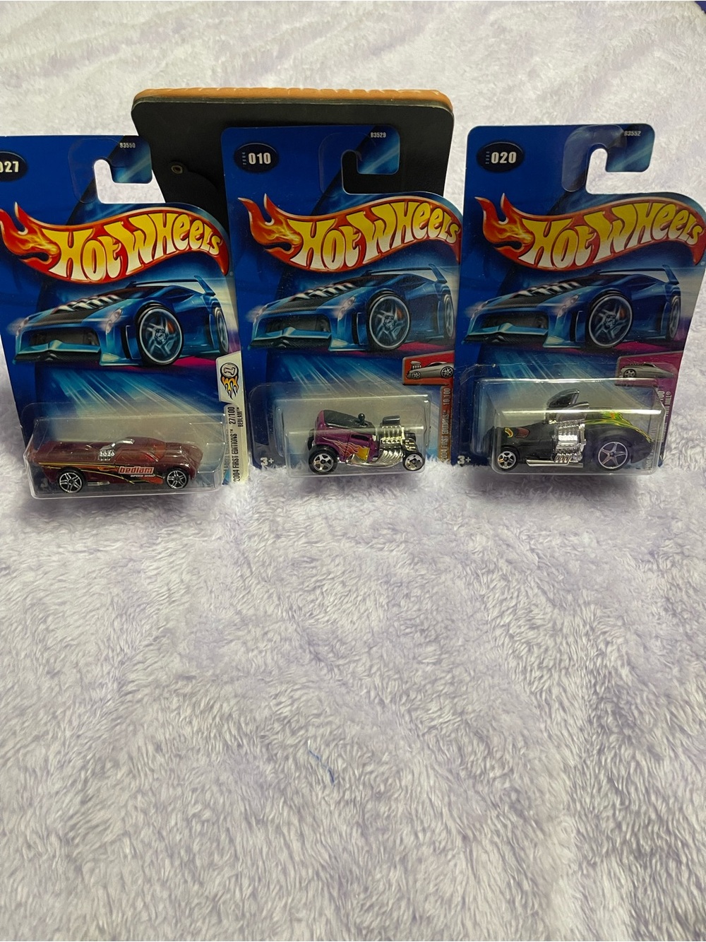 3 Diecast Hot Wheels Cars ! 2004 first editions. #10, # 20, # 027. New! - Picture 3 of 6